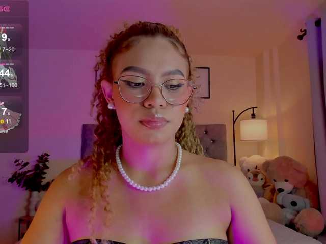 Ximena-sotto live cam on BongaCams