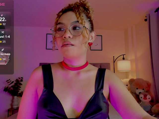 Ximena-sotto live cam on BongaCams