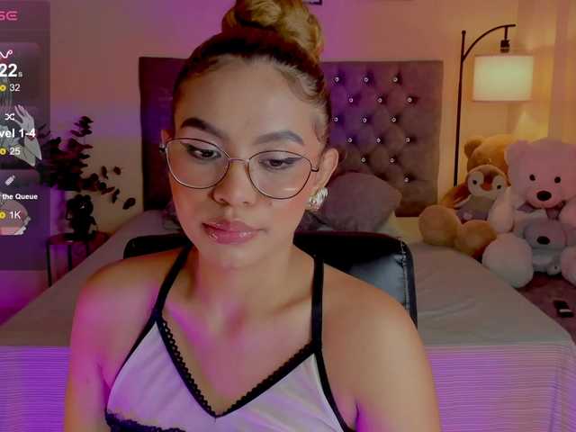 Ximena-sotto live cam