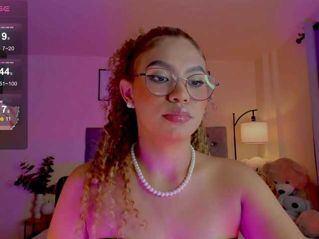 Ximena-sotto live cam on BongaCams