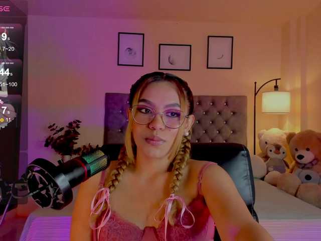 Ximena-sotto live cam on BongaCams