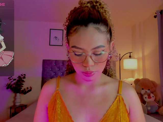 Ximena-sotto live cam on BongaCams