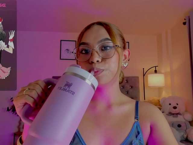 Ximena-sotto live webcam show