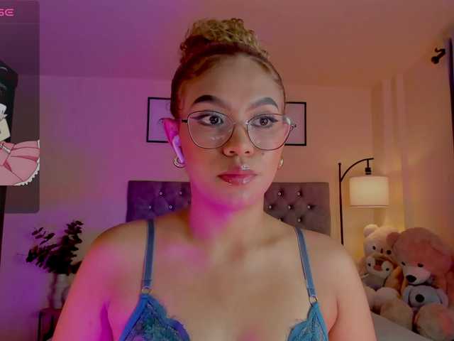 Ximena-sotto live cam on UnifiedCams