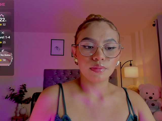 Ximena-sotto live webcam show