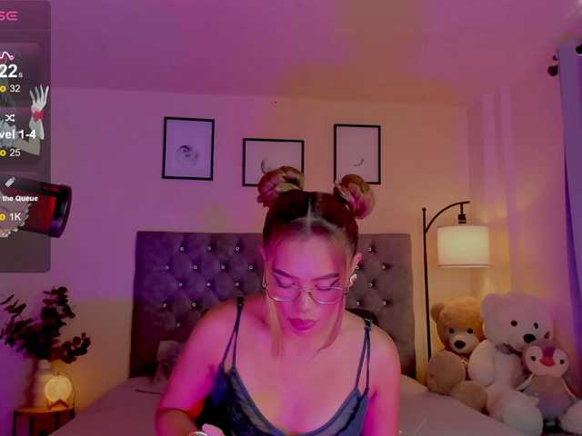 Ximena-sotto live cam on BongaCams