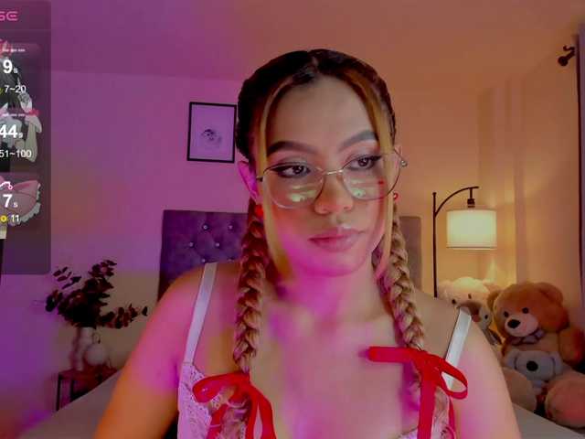 Ximena-sotto live cam on BongaCams