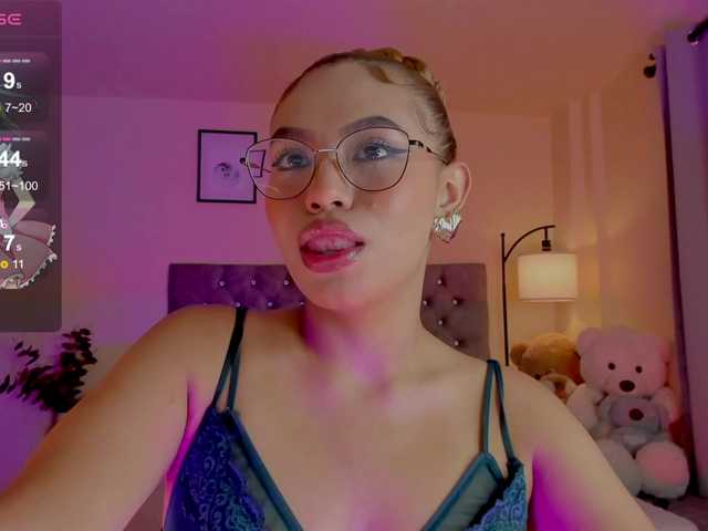 Ximena-sotto live webcam show