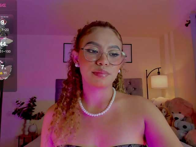 Ximena-sotto live cam on BongaCams
