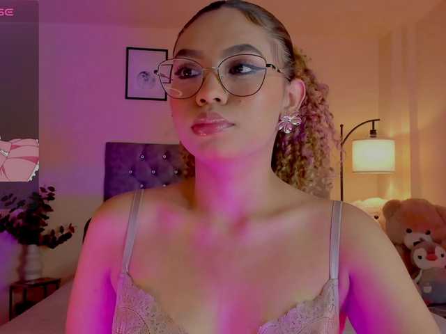 Ximena-sotto live cam on BongaCams