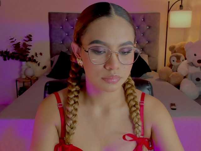 Ximena-sotto live cam on BongaCams