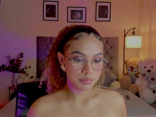 Ximena-sotto live cam on BongaCams