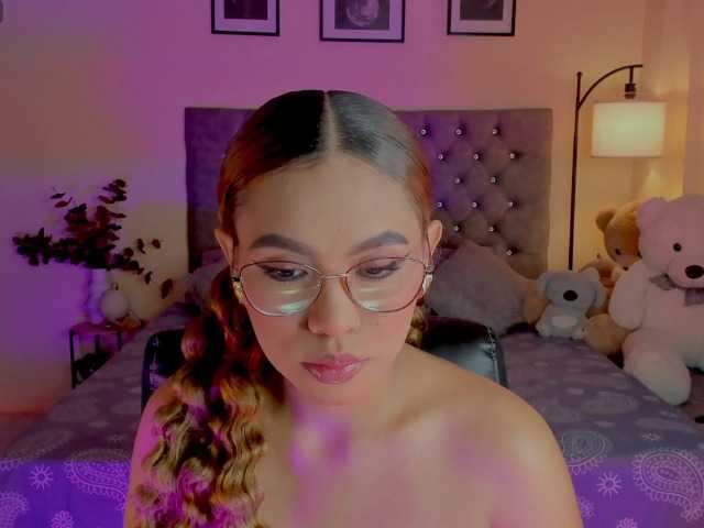 Ximena-sotto live cam on BongaCams