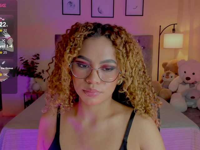 Ximena-sotto live cam on BongaCams