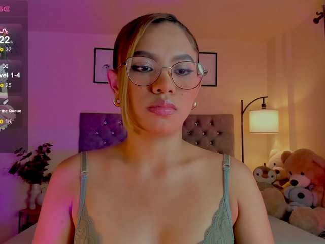 Ximena-sotto live cam on BongaCams