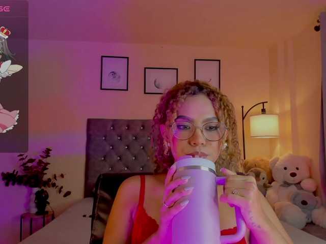 Ximena-sotto live cam on BongaCams
