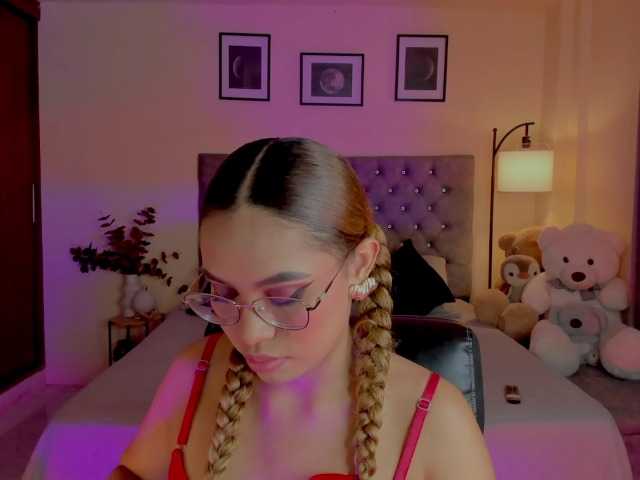 Ximena-sotto live cam on BongaCams