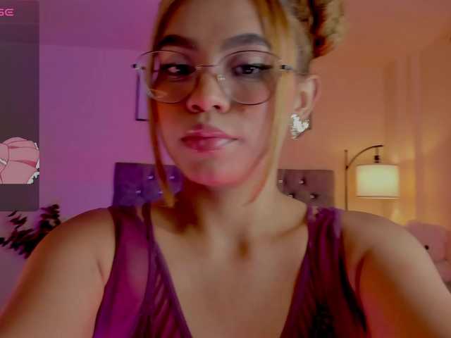 Ximena-sotto live cam on BongaCams