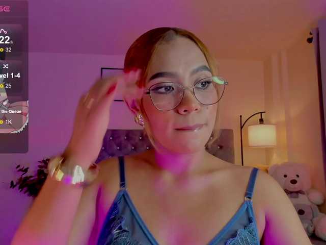 Ximena-sotto live webcam show