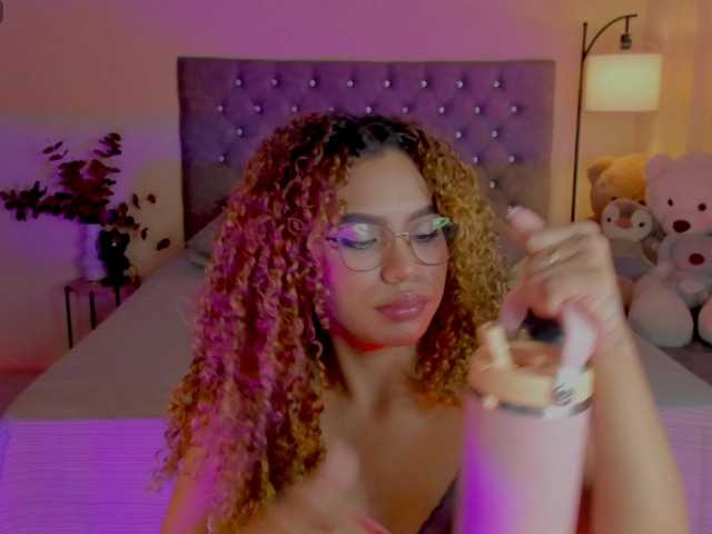 Ximena-sotto webcam