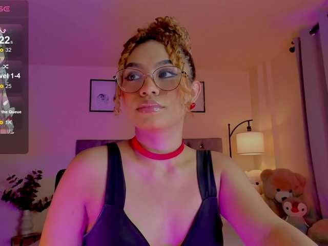Ximena-sotto live cam on BongaCams