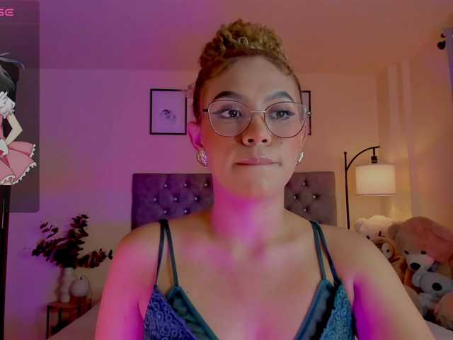 Ximena-sotto live cam on BongaCams