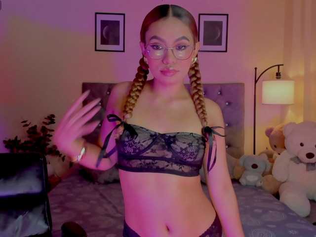 Ximena-sotto live cam on BongaCams