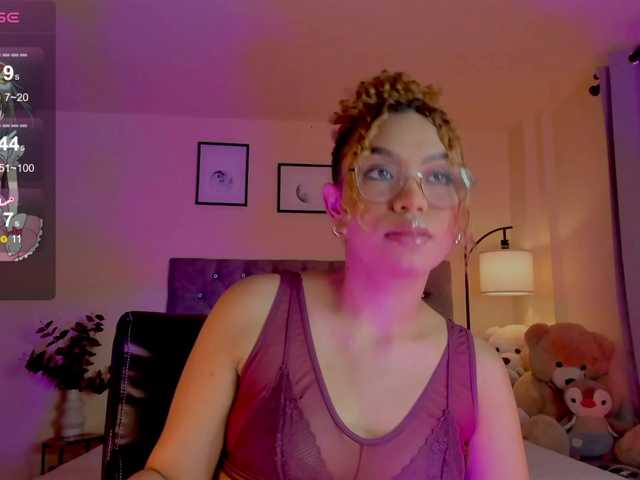 Ximena-sotto live cam on BongaCams