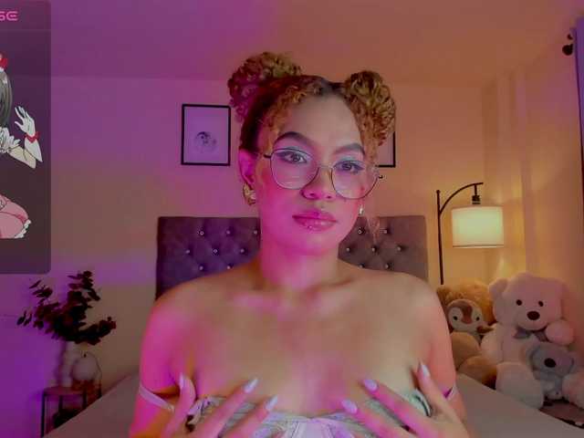 Ximena-sotto live cam on BongaCams