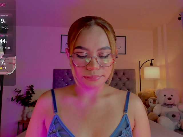 Ximena-sotto live webcam show