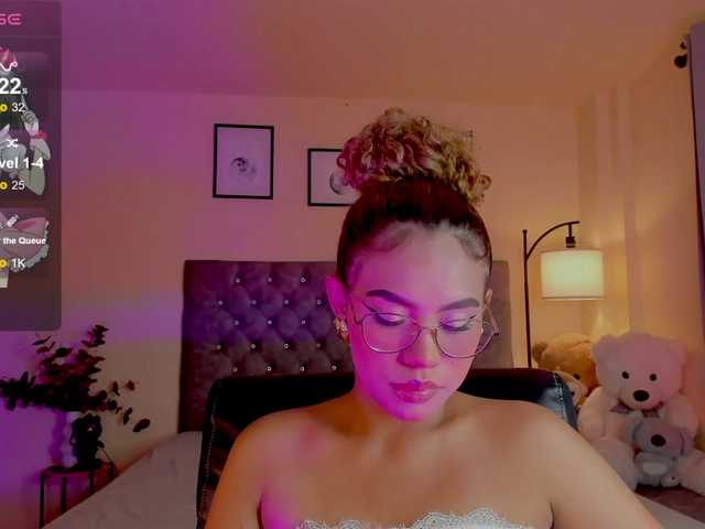 Ximena-sotto live cam on BongaCams