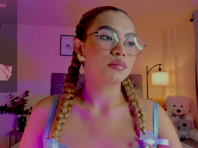 Ximena-sotto live cam on BongaCams