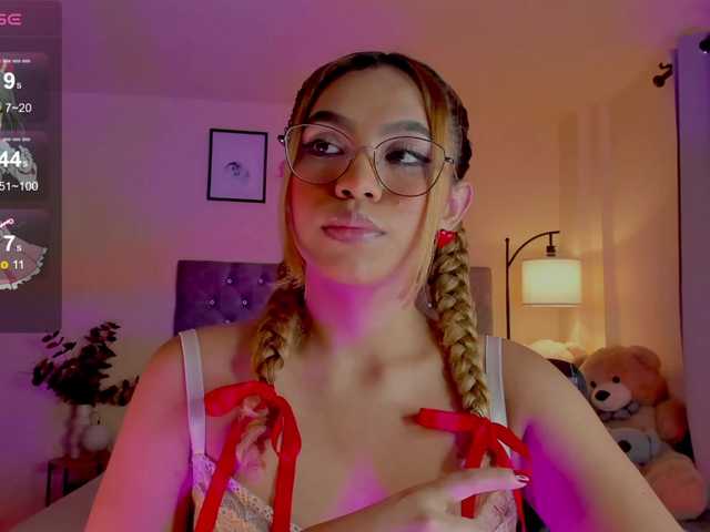 Ximena-sotto live cam on BongaCams