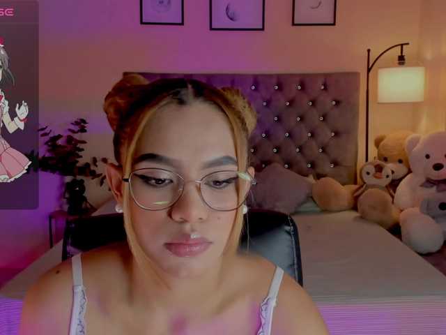 Ximena-sotto live cam on BongaCams