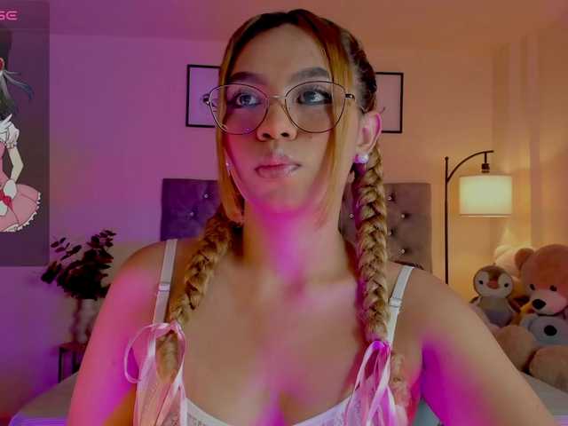 Ximena-sotto live cam on UnifiedCams