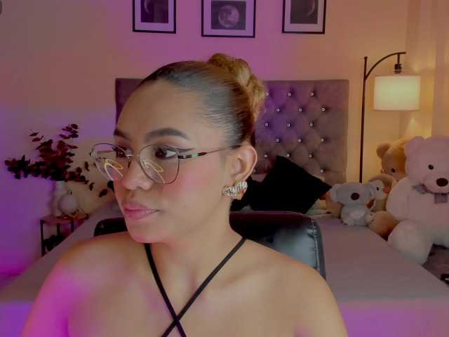 Ximena-sotto live cam on BongaCams