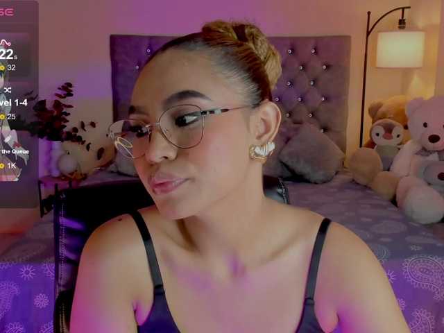 Ximena-sotto live cam on BongaCams