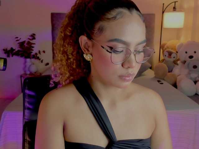Ximena-sotto live cam on BongaCams