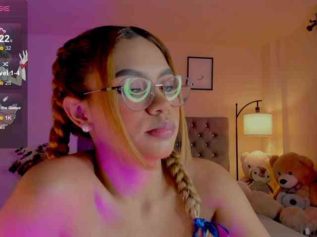 Ximena-sotto webcam
