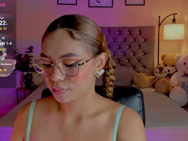 Ximena-sotto webcam