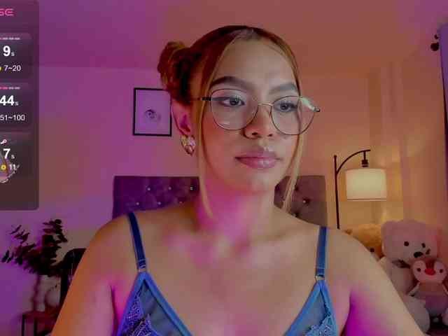 Ximena-sotto webcam