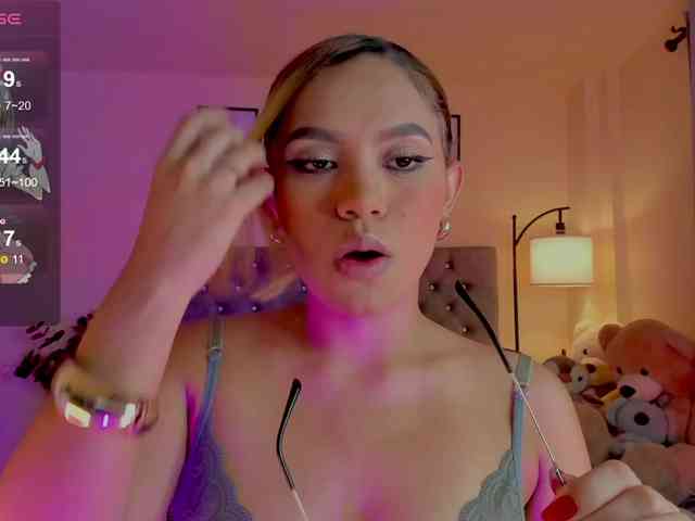 Ximena-sotto webcam