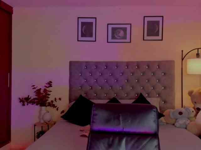 Ximena-sotto webcam