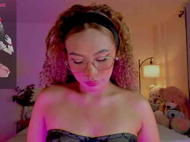 Ximena-sotto webcam