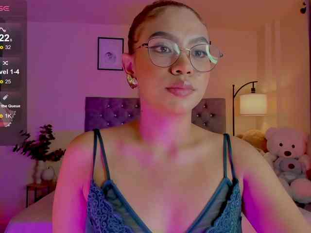Ximena-sotto webcam