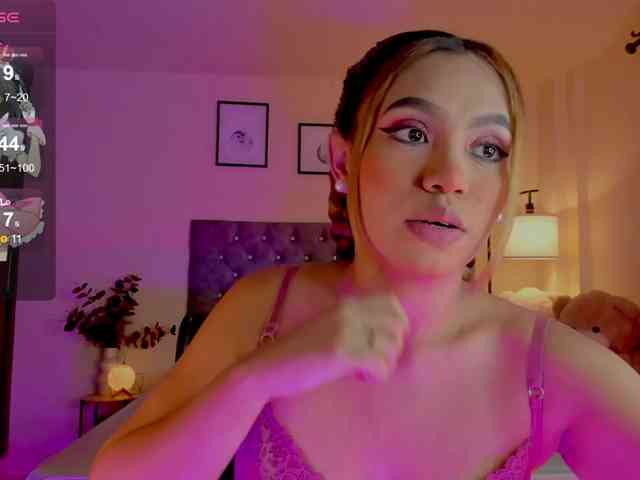 Ximena-sotto webcam