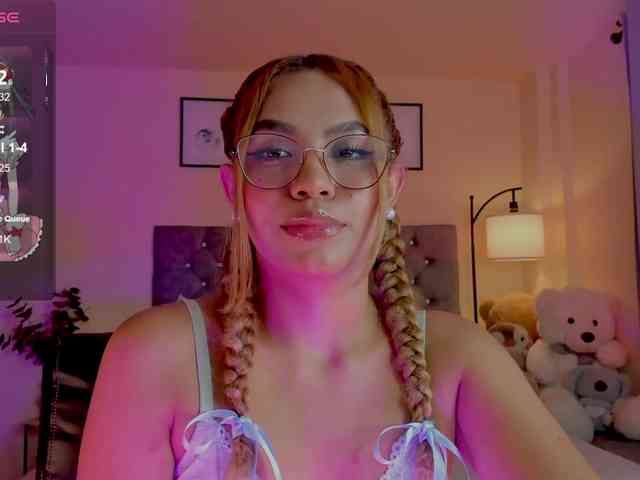 Ximena-sotto webcam