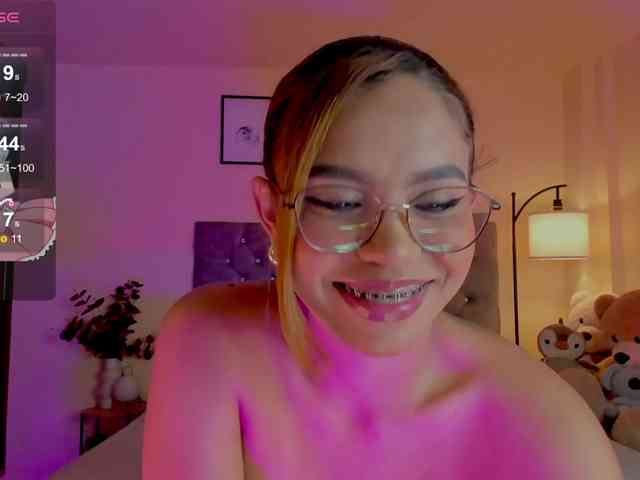 Ximena-sotto webcam
