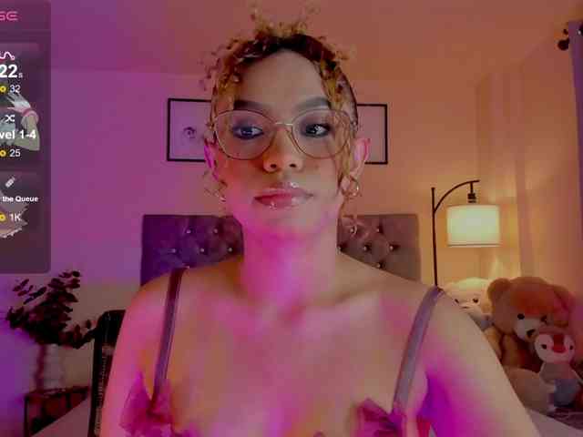 Ximena-sotto webcam