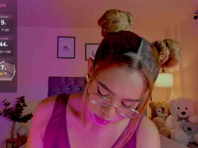 Ximena-sotto webcam